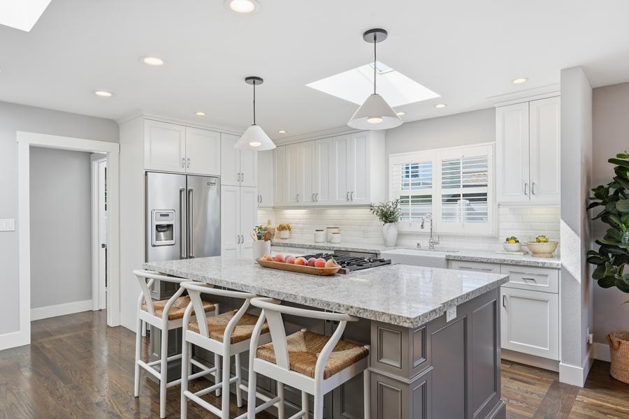 Photo 11 of 48, 1401 Chestnut Ave, Manhattan Beach