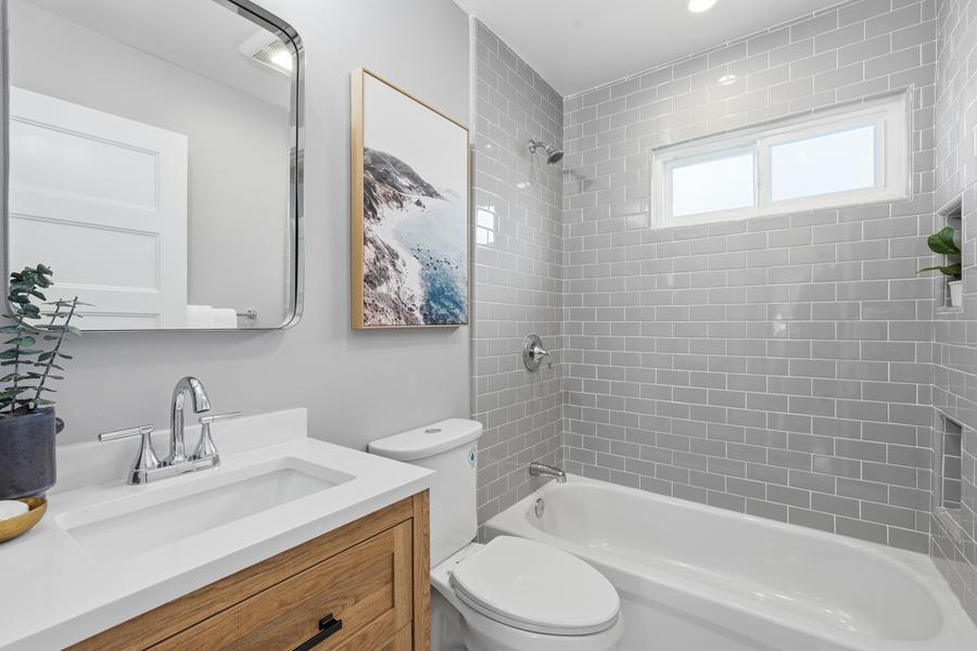 Photo 18 of 48, 1401 Chestnut Ave, Manhattan Beach