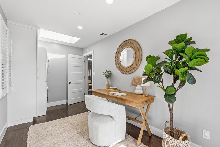 Photo 32 of 48, 1401 Chestnut Ave, Manhattan Beach