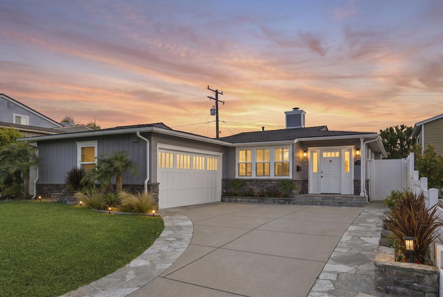 1401 Chestnut Ave, Manhattan Beach